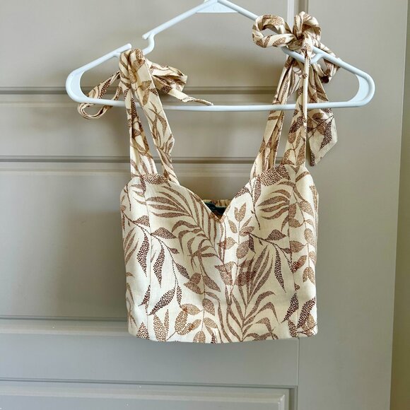 SHORE Cropped Set with Wide Leg Pants - Picture 2 of 5